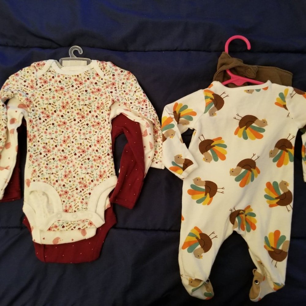 Clothes - Picture 4 of 5